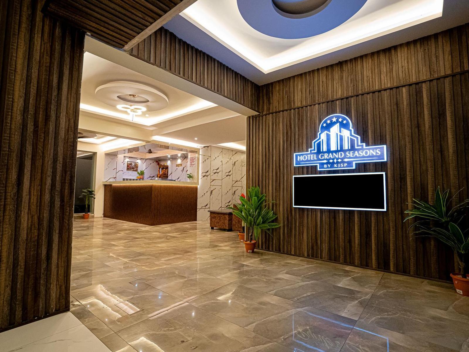 Hotel Grand Seasons- نافي مومباي المظهر الخارجي الصورة